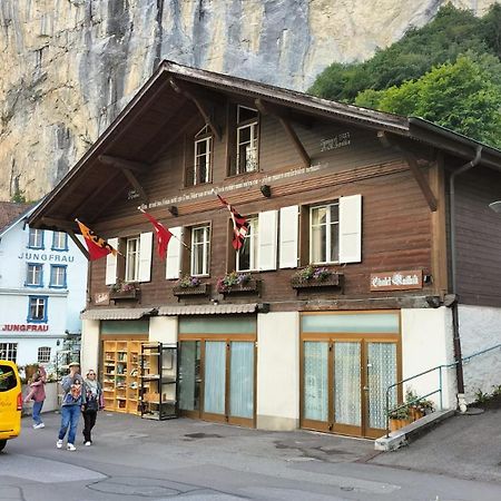 Chalet Maithili Lauterbrunnen -152-Year-Old Majestic Chalet Bagian luar foto