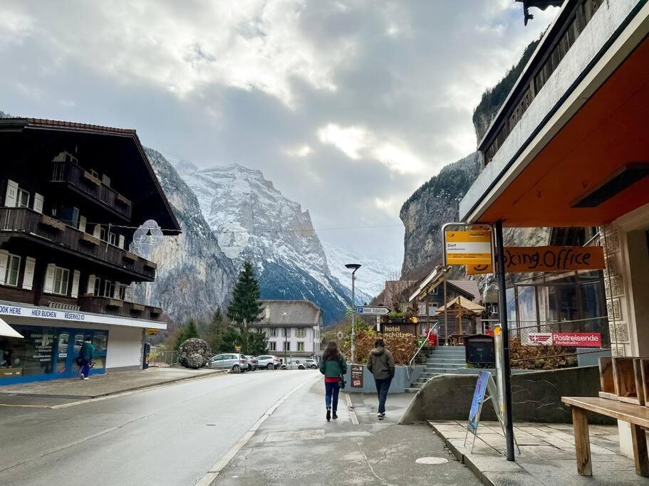 Chalet Maithili Lauterbrunnen -152-Year-Old Majestic Chalet Bagian luar foto