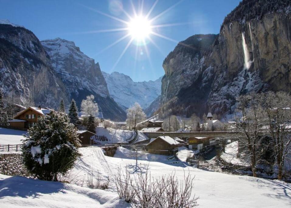 Chalet Maithili Lauterbrunnen -152-Year-Old Majestic Chalet Bagian luar foto