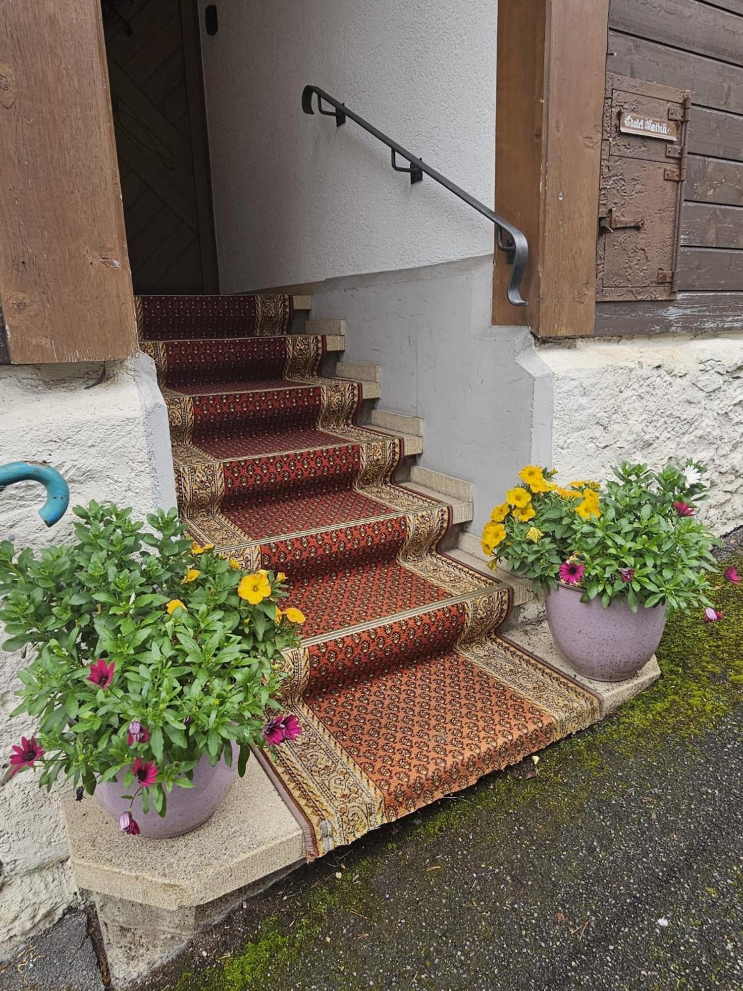 Chalet Maithili Lauterbrunnen -152-Year-Old Majestic Chalet Bagian luar foto